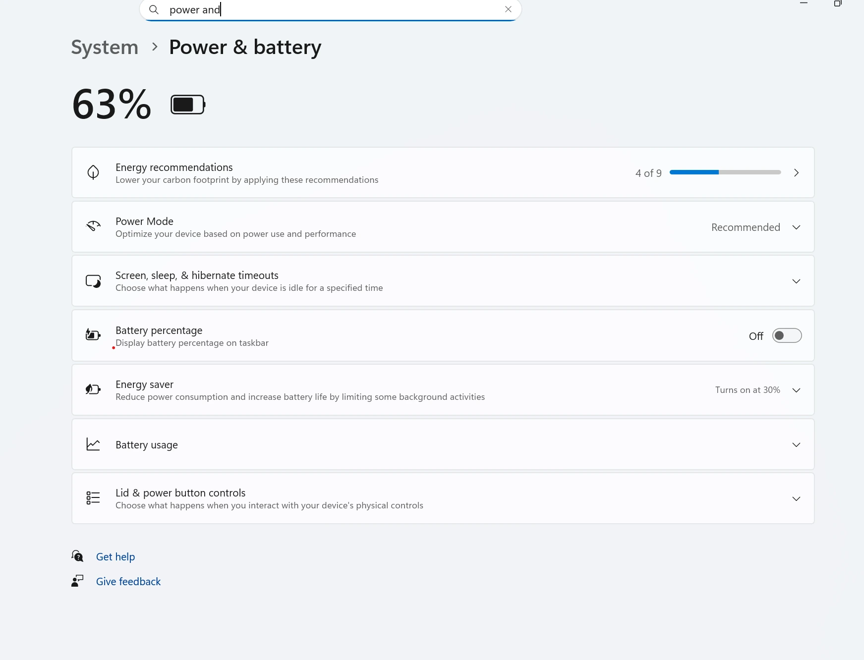 Windows Power and Battery settings showing battery percentage and power mode